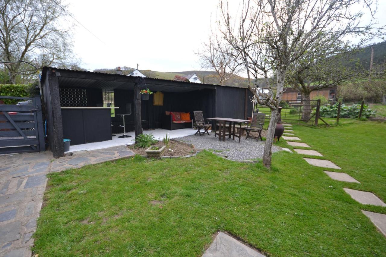 Stunning 2-Bed Cabin In Nantglyn Denbigh Luaran gambar