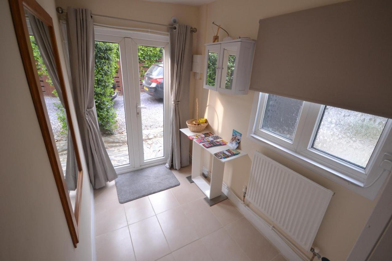 Stunning 2-Bed Cabin In Nantglyn Denbigh Luaran gambar